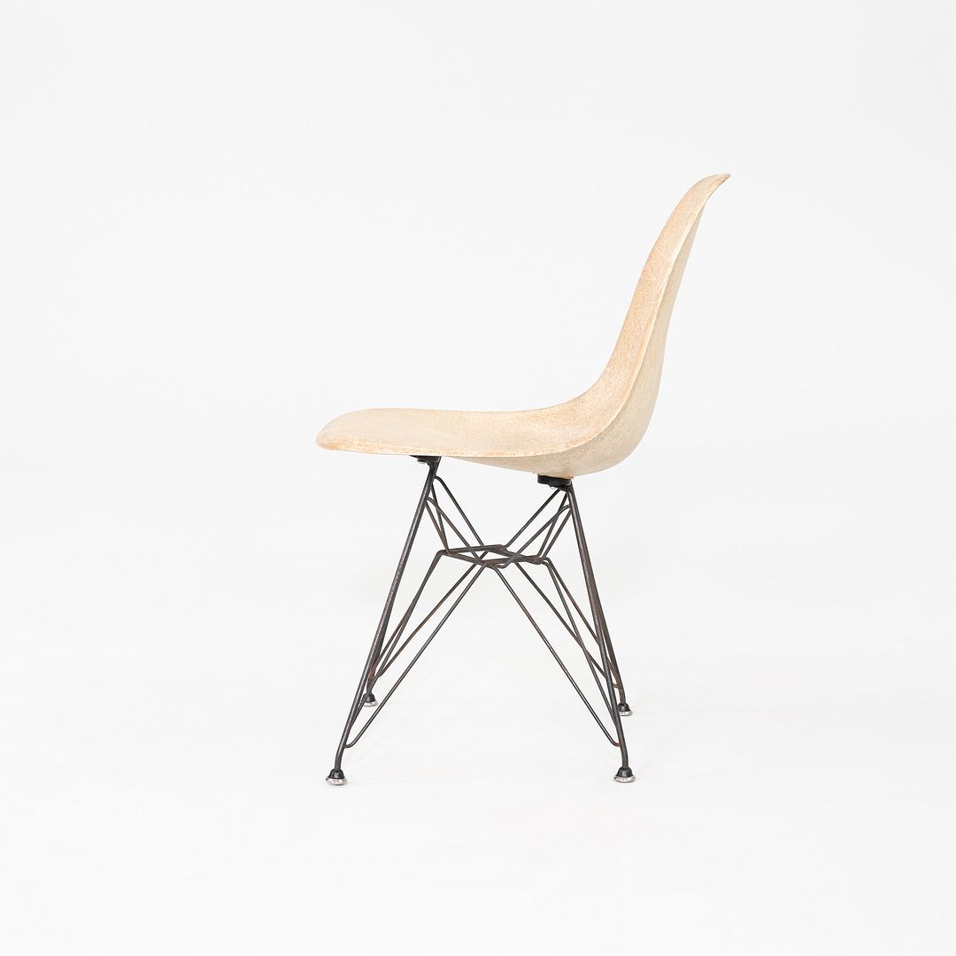1950s Set of Four Herman Miller Eames DSR Fiberglass Dining Chairs in Parchment