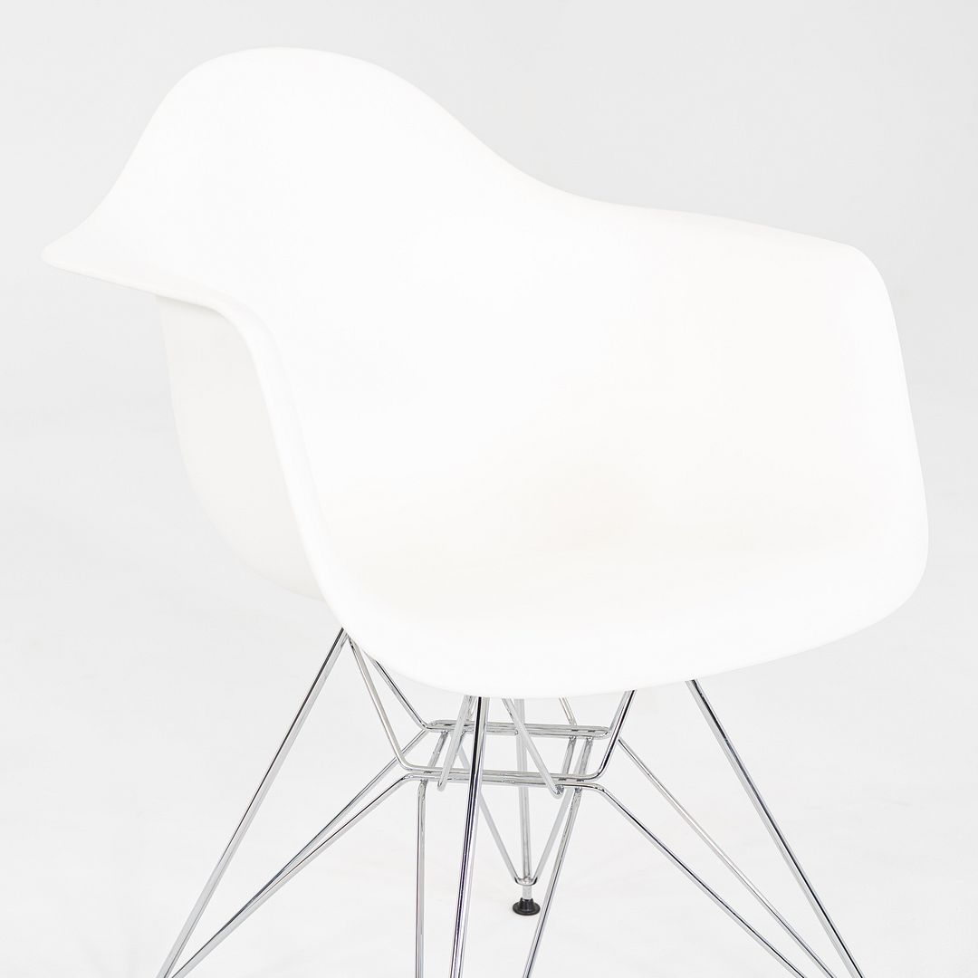 2020s Pair of Herman Miller Eames DAR Dining Arm Chairs in White w/ Eiffel Base