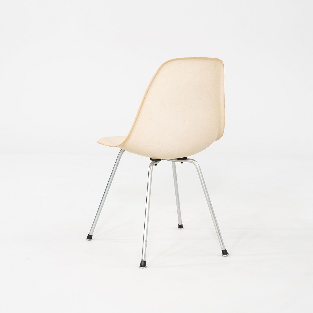 1955 Set of Four Herman Miller Eames Fiberglass DSX Chairs with Chrome H-Bases