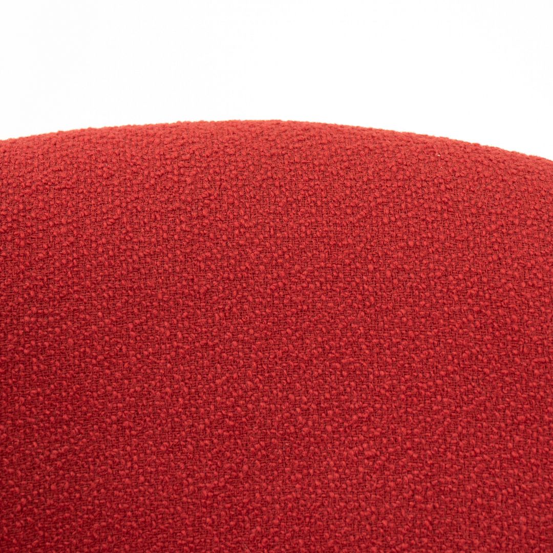 2001 Swan Chair, Model 3320 by Arne Jacobsen for Fritz Hansen in Red Boucle