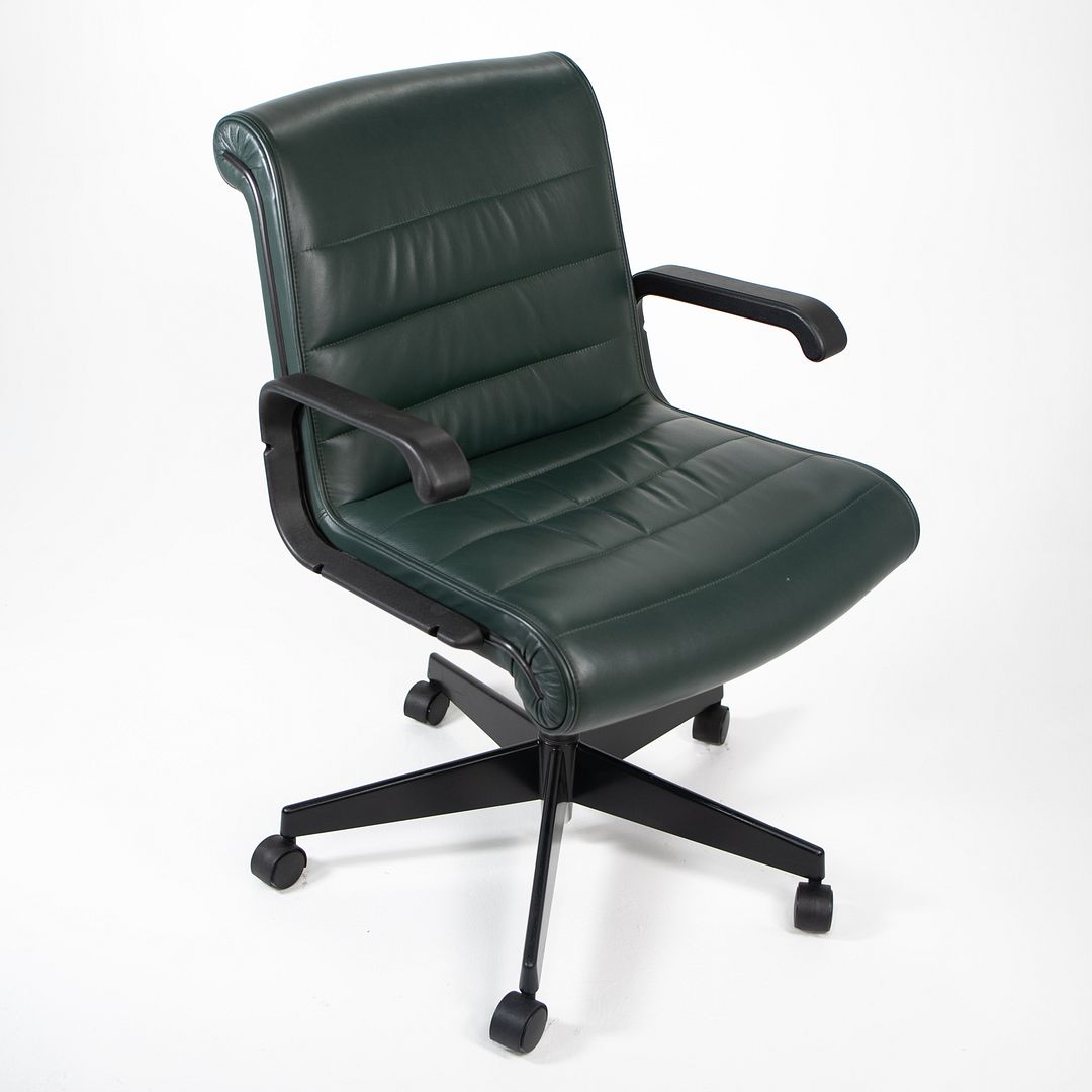 1990s Sapper Series Management Chair by Richard Sapper for Knoll in Green Leather, 12+ Available