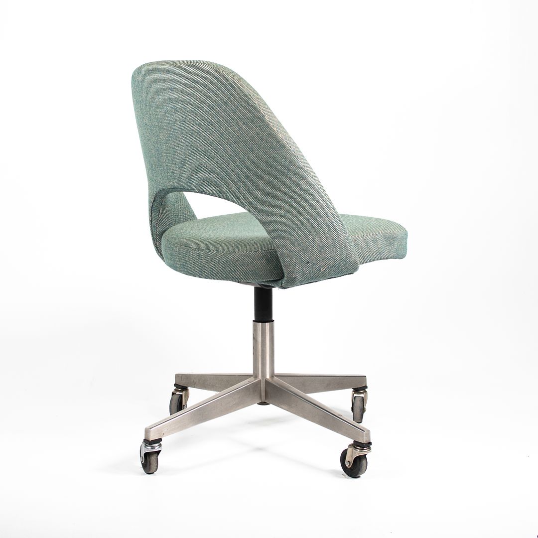 1980s Saarinen Executive Desk Chair, 72 US-BC by Eero Saarinen for Knoll Steel, Fabric, Foam