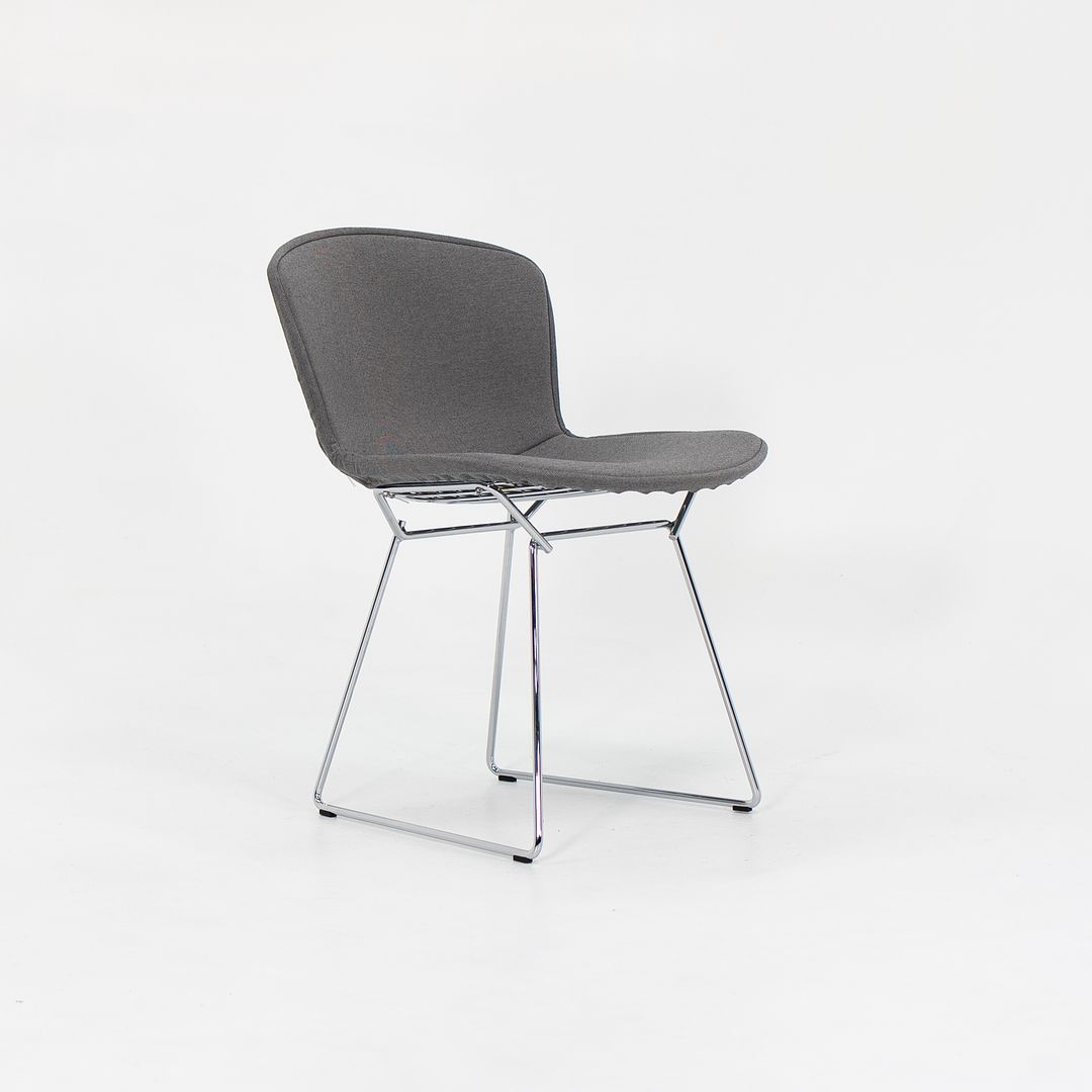 2021 Pair of Knoll Bertoia Side Chairs, Model 420C by Harry Bertoia for Knoll in Chromed Steel and Fabric