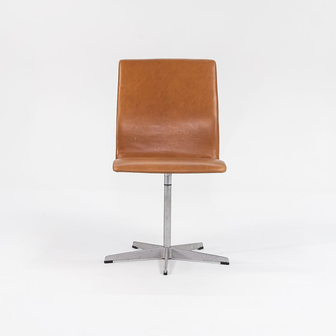 1973 Pair of Oxford Chairs, Model 3171T by Arne Jacobsen for Fritz Hansen in New Cognac Leather