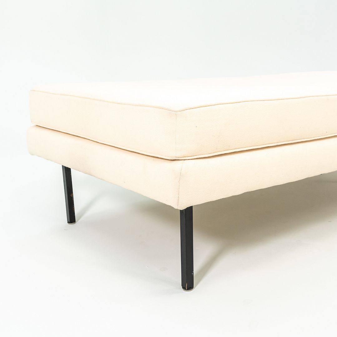 1960s Daybed by Richard Schultz for Knoll with Off-White Fabric Upholstery