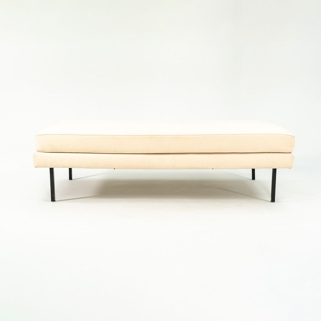 1960s Daybed by Richard Schultz for Knoll with Off-White Fabric Upholstery