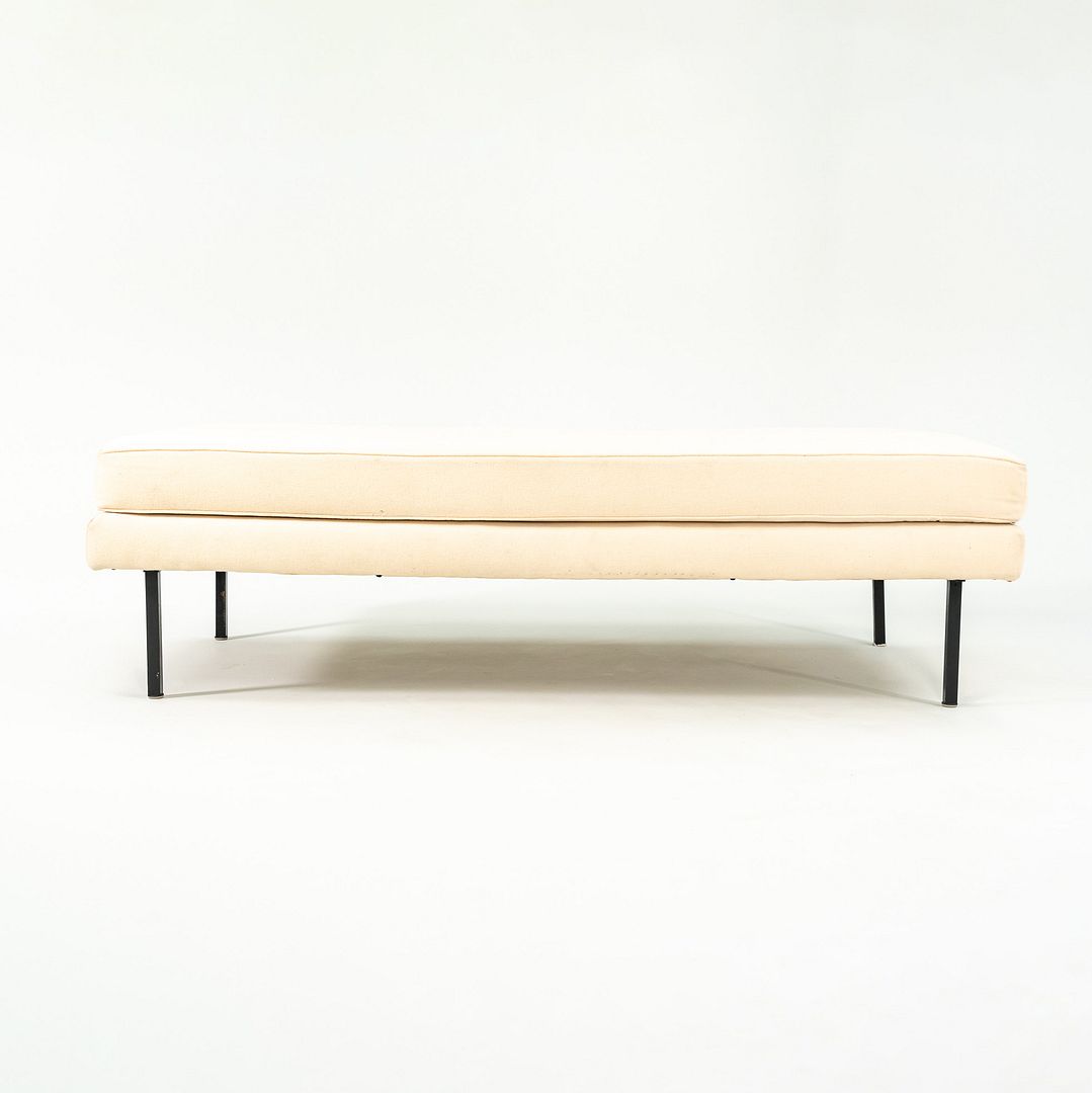 1960s Daybed by Richard Schultz for Knoll with Off-White Fabric Upholstery