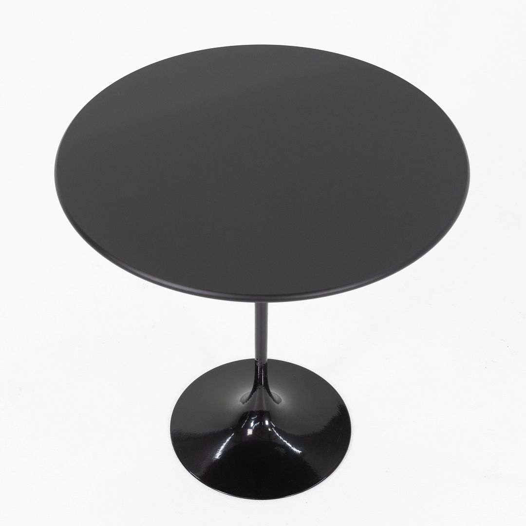 2022 Knoll Saarinen Tulip Pedestal Round Side Table with 20" Black Laminate Top