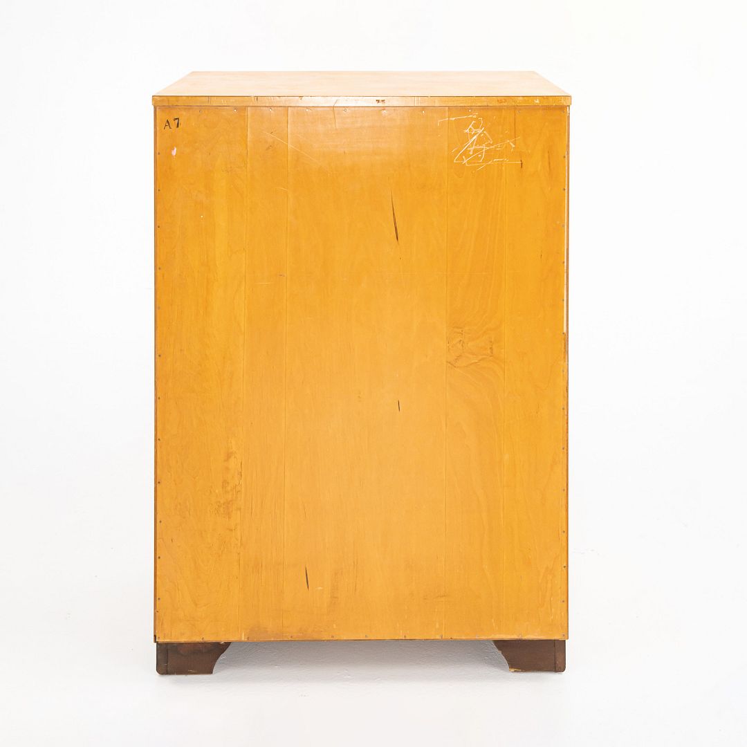1939 Birch Tallboy 5-Drawer Dresser Cabinet by Eliel Saarinen, J. Robert Swanson, Pipsan Saarinen Swanson for Johnson Furniture Co. in Birch