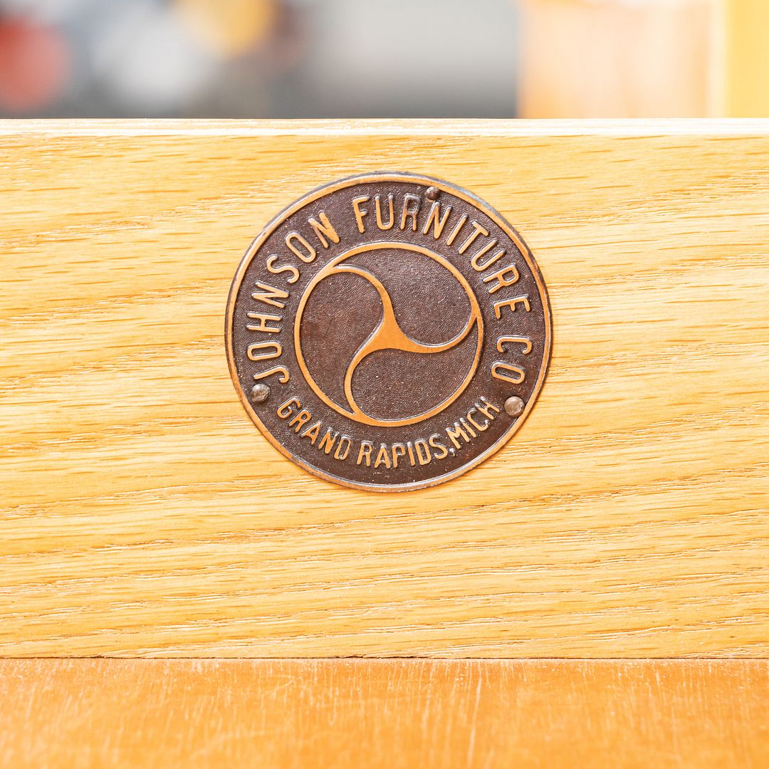 1939 Flexible Home Arrangements Birch 4-Drawer Dresser Cabinet by Eliel Saarinen, J. Robert Swanson, Pipsan Saarinen Swanson for Johnson Furniture Co. in Birch