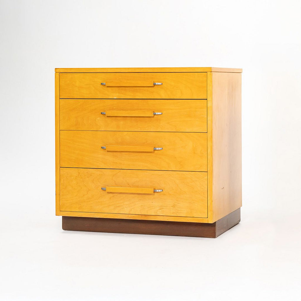 1939 Flexible Home Arrangements Birch 4-Drawer Dresser Cabinet by Eliel Saarinen, J. Robert Swanson, Pipsan Saarinen Swanson for Johnson Furniture Co. in Birch