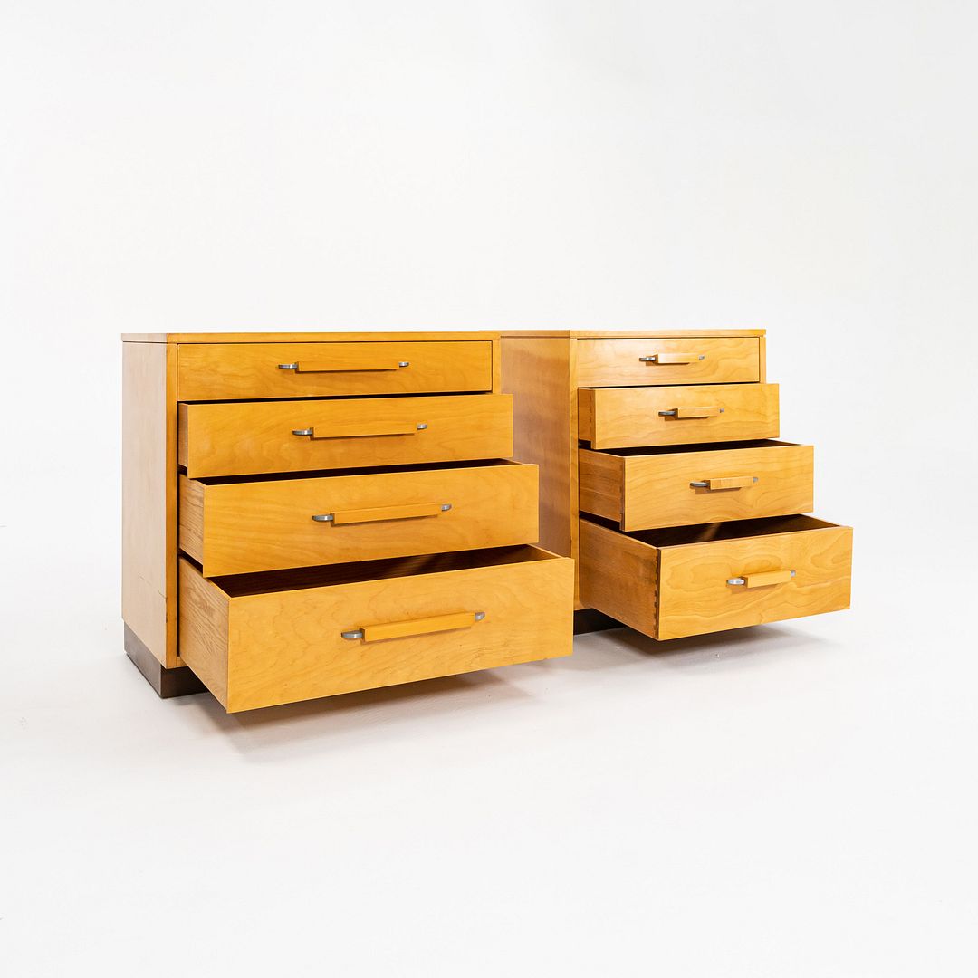 1939 Flexible Home Arrangements Birch 4-Drawer Dresser Cabinet by Eliel Saarinen, J. Robert Swanson, Pipsan Saarinen Swanson for Johnson Furniture Co. in Birch
