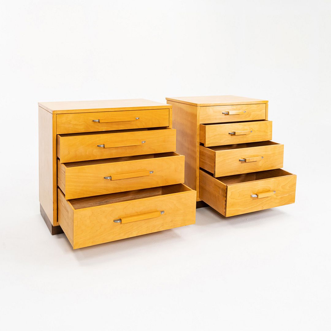 1939 Flexible Home Arrangements Birch 4-Drawer Dresser Cabinet by Eliel Saarinen, J. Robert Swanson, Pipsan Saarinen Swanson for Johnson Furniture Co. in Birch