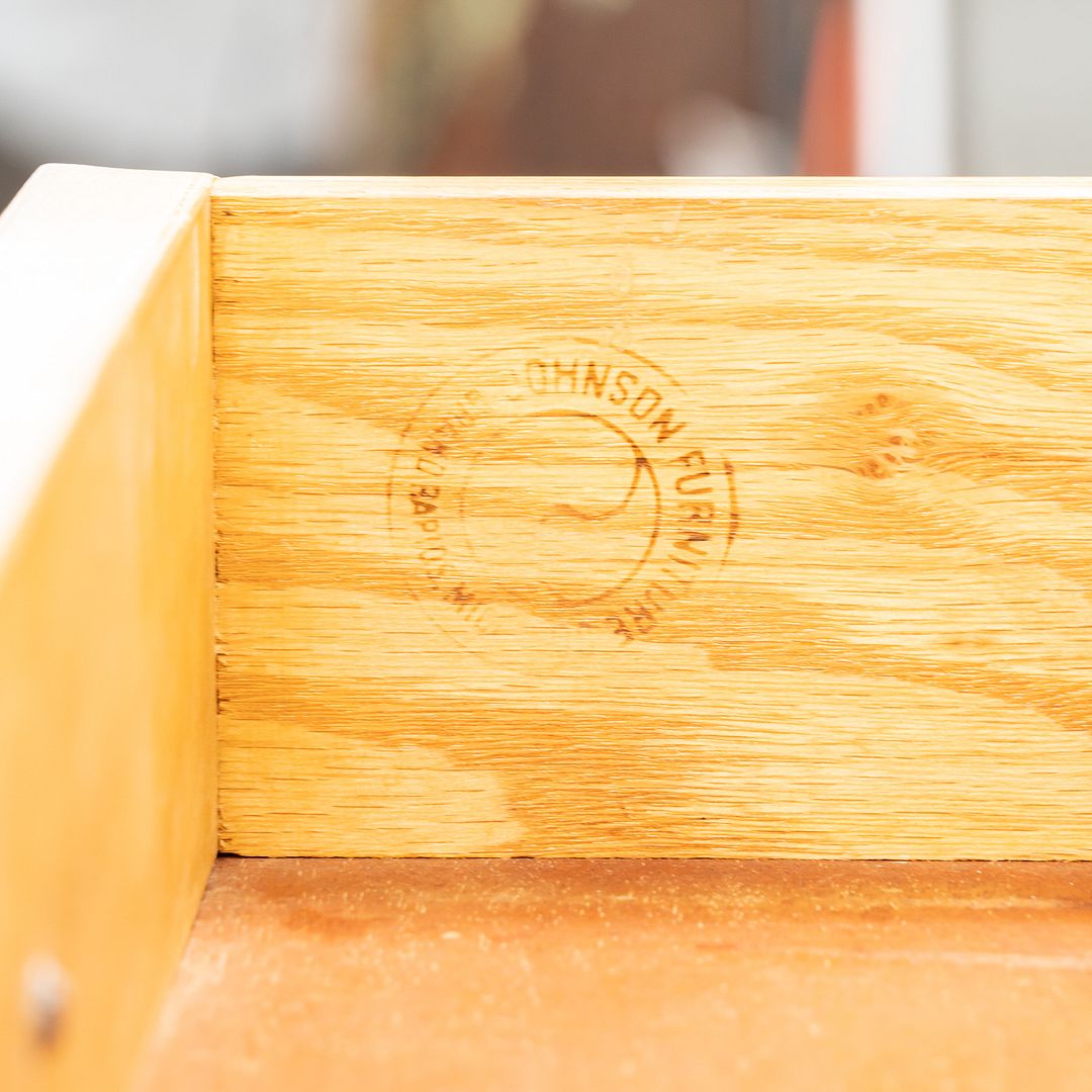 1939 Flexible Home Arrangements Birch 4-Drawer Dresser Cabinet by Eliel Saarinen, J. Robert Swanson, Pipsan Saarinen Swanson for Johnson Furniture Co. in Birch