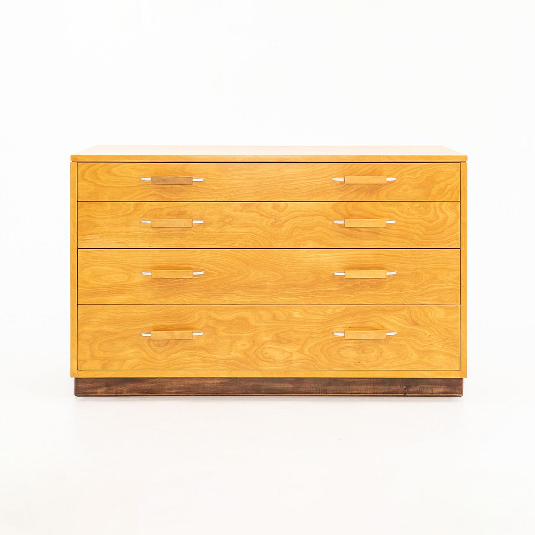 1939 Flexible Home Arrangements Birch 4-Drawer Drawer Dresser Cabinet By Eliel Saarinen, J. Robert Swanson, Pipsan Saarinen Swanson For Johnson Furniture Co. in Birch