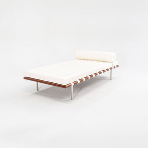 2023 Barcelona Daybed / Bench Model 258L by Mies van der Rohe for Knoll
