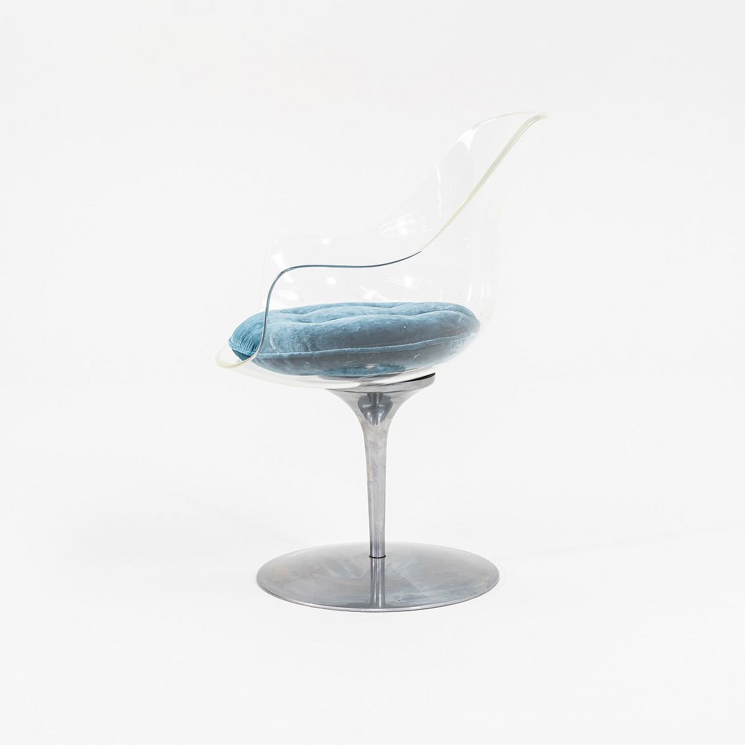 1960s Champagne Arm Chair by Estelle and Erwine Laverne for Formes Nouvelles in Lucite and Aluminum