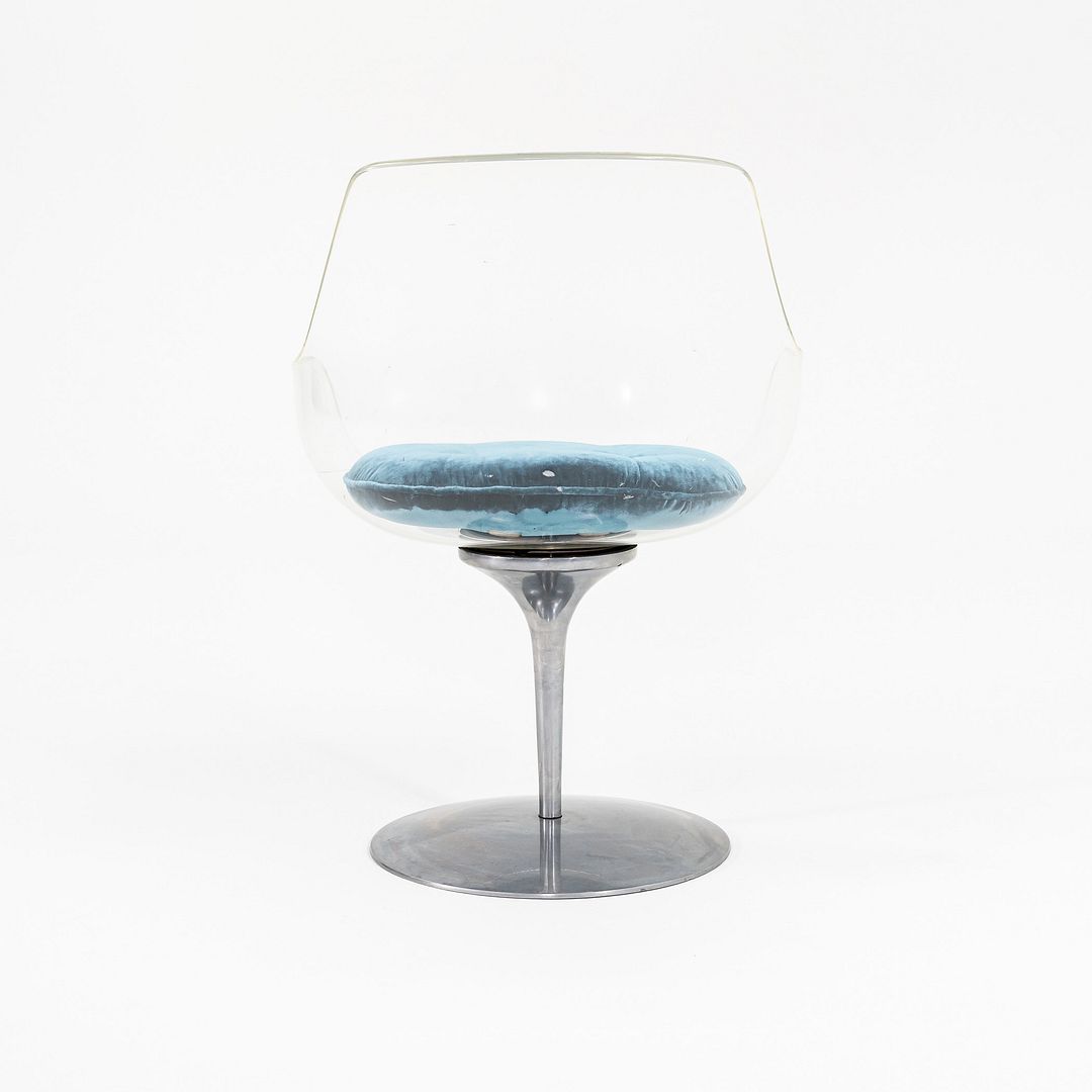 1960s Champagne Arm Chair by Estelle and Erwine Laverne for Formes Nouvelles in Lucite and Aluminum