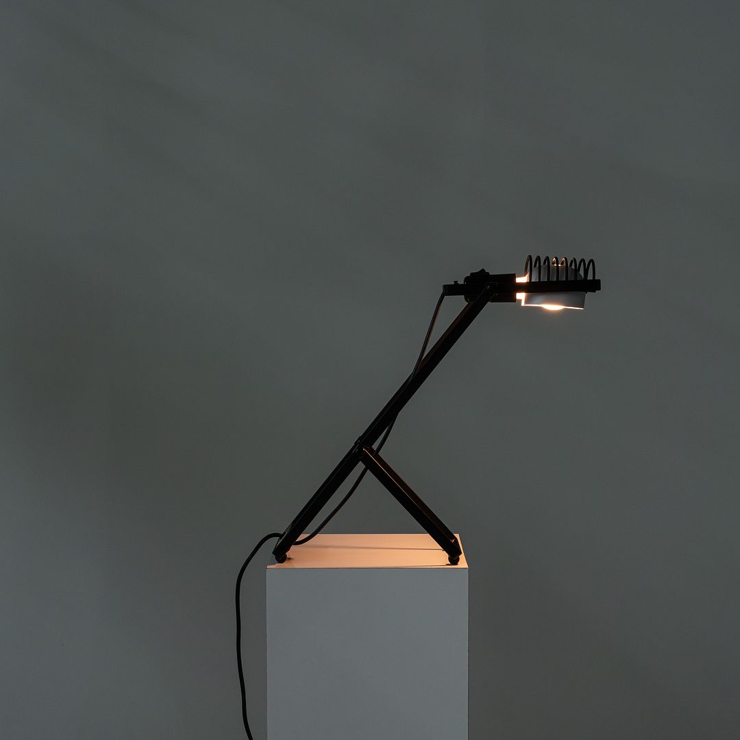 1980s Ernesto Gismondi for Artemide Sintesi Table / Desk Lamp in Black Metal