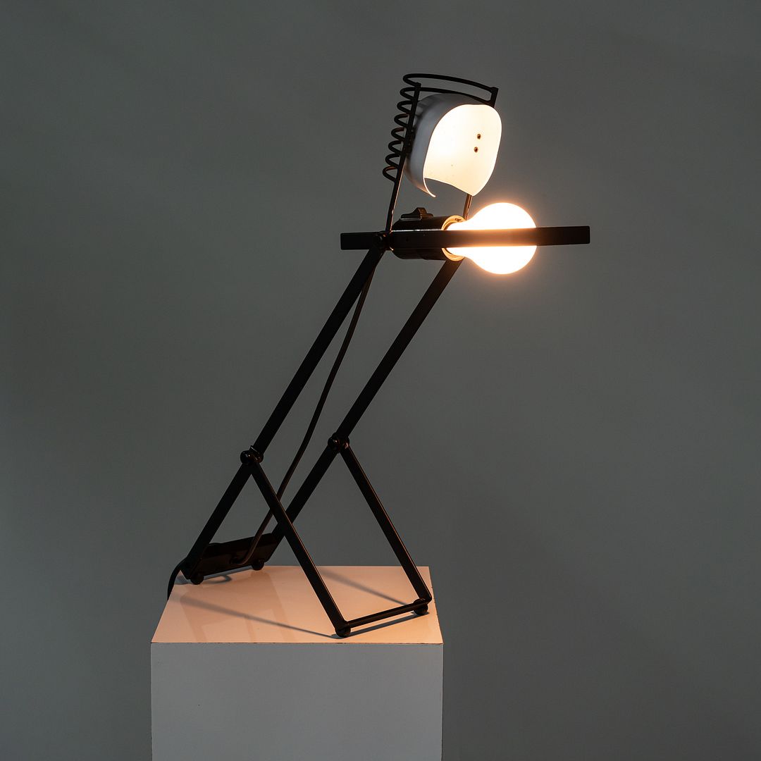 1980s Ernesto Gismondi for Artemide Sintesi Table / Desk Lamp in Black Metal