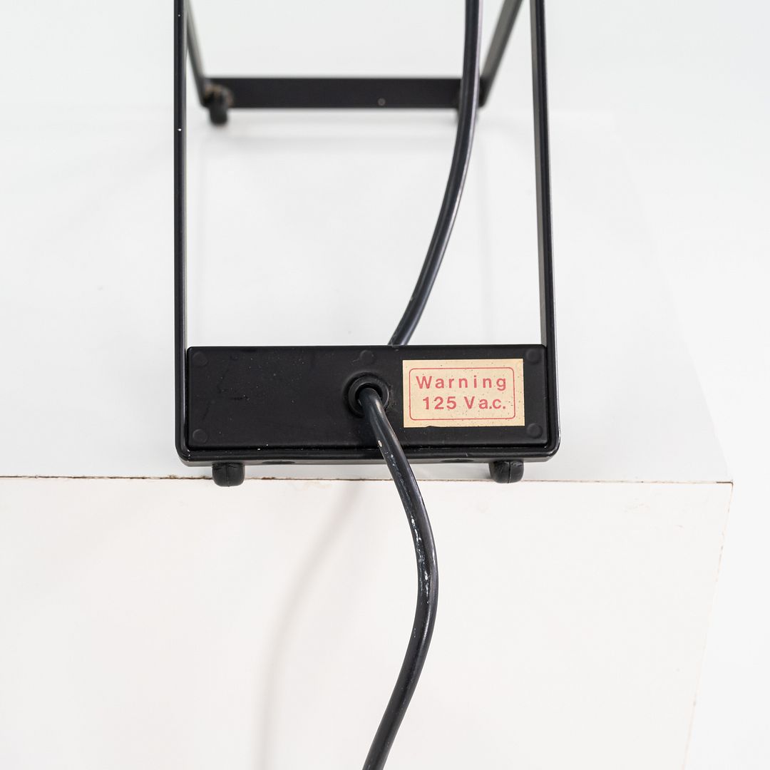 1980s Ernesto Gismondi for Artemide Sintesi Table / Desk Lamp in Black Metal