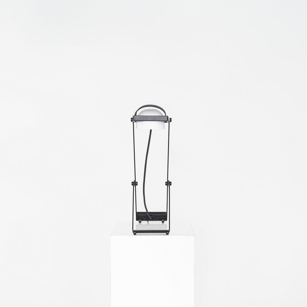 1980s Ernesto Gismondi for Artemide Sintesi Table / Desk Lamp in Black Metal