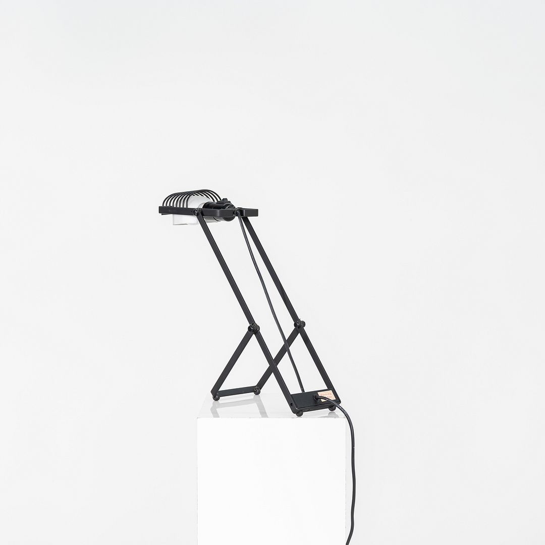 1980s Ernesto Gismondi for Artemide Sintesi Table / Desk Lamp in Black Metal