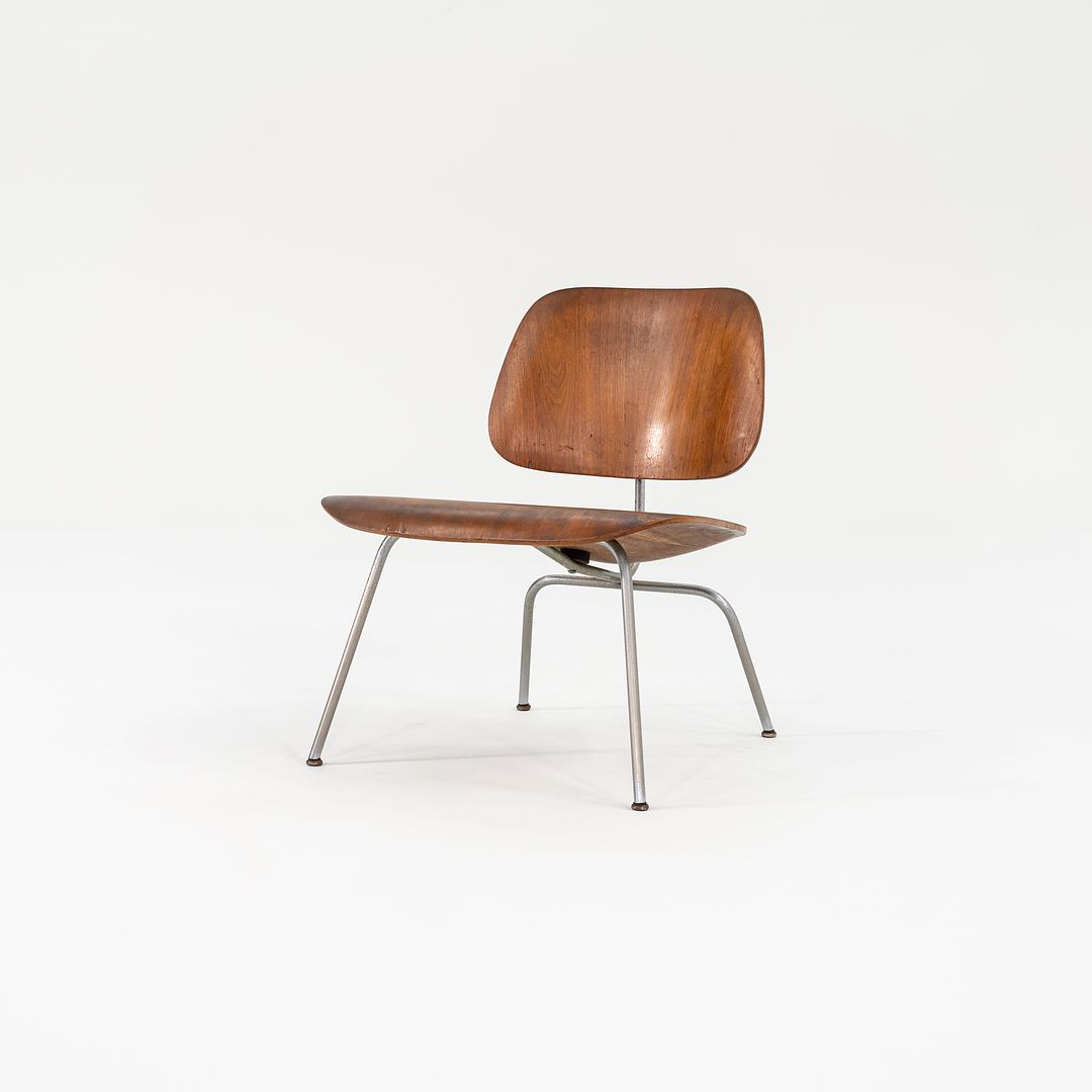 1952 LCM Lounge Chair by Ray and Charles Eames for Herman Miller in Walnut