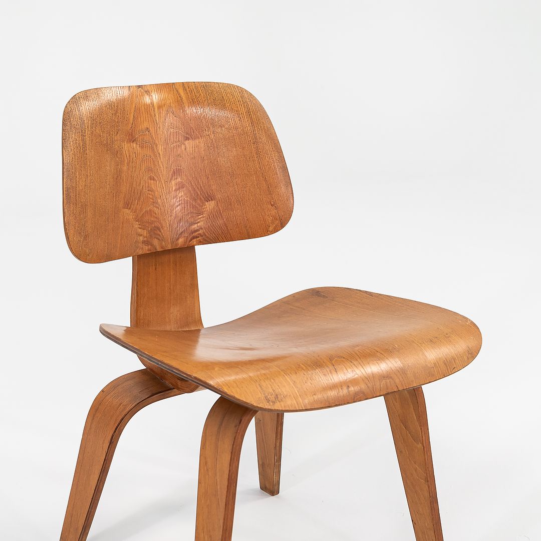 1946 DCW Chair by Ray and Charles Eames for Evans Products Company in Calico Ash