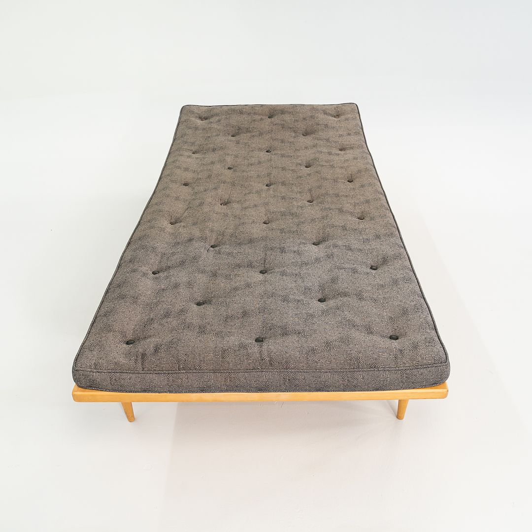 SOLD 1960s Berlin 57 Daybed, Model T303 by Bruno Mathsson for Firma Karl Mathsson in Beech with Original Fabric