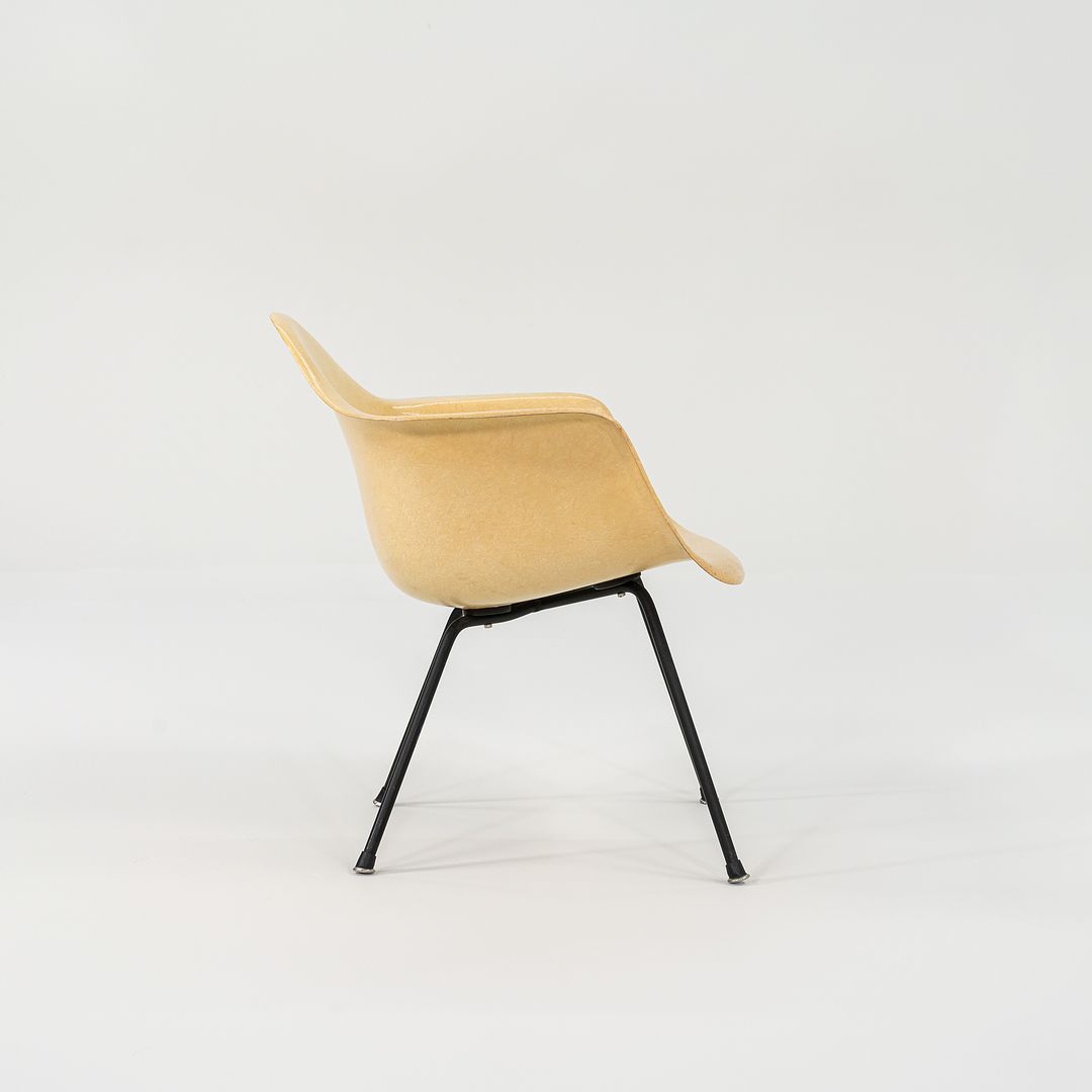 1950s MAX Armchair by Ray and Charles Eames for Herman Miller in Fiberglass