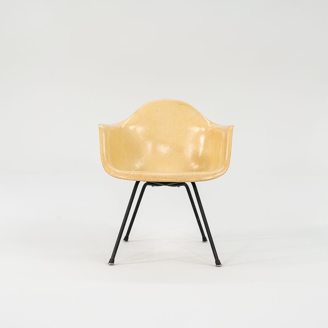 1950s MAX Armchair by Ray and Charles Eames for Herman Miller in Fiberglass