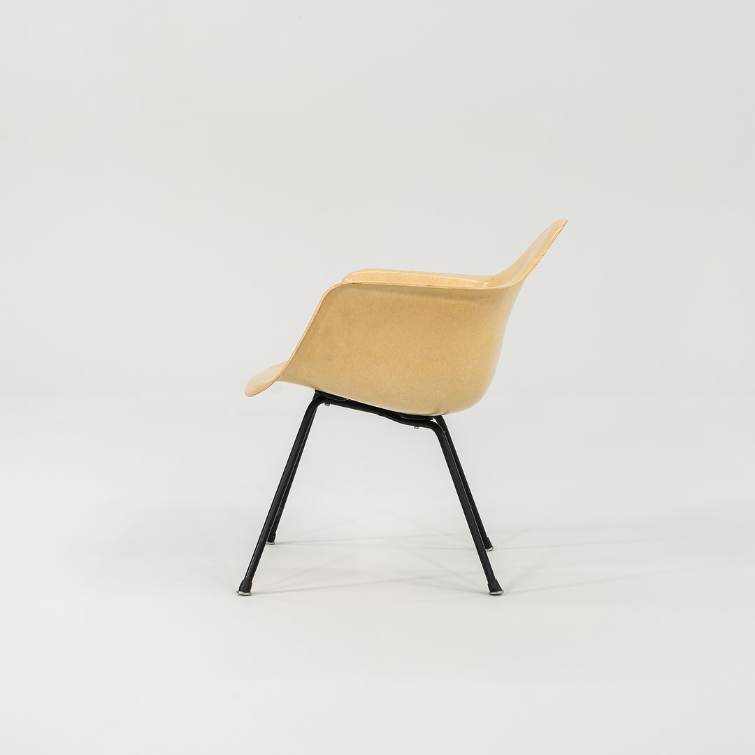 1950s MAX Armchair by Ray and Charles Eames for Herman Miller in Fiberglass