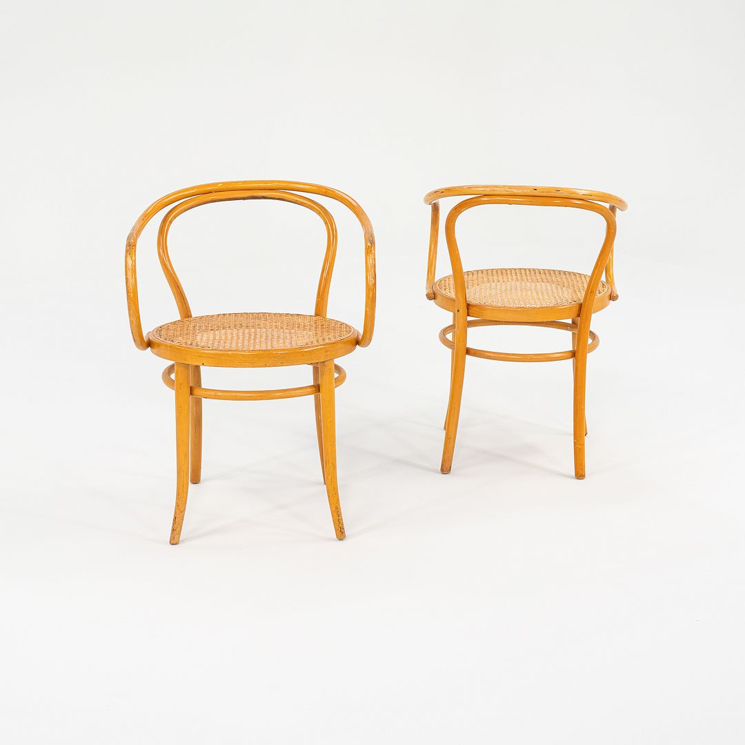 1960s Pair of No. B9 Bentwood Armchairs by Michael Thonet for Stendig in Beech