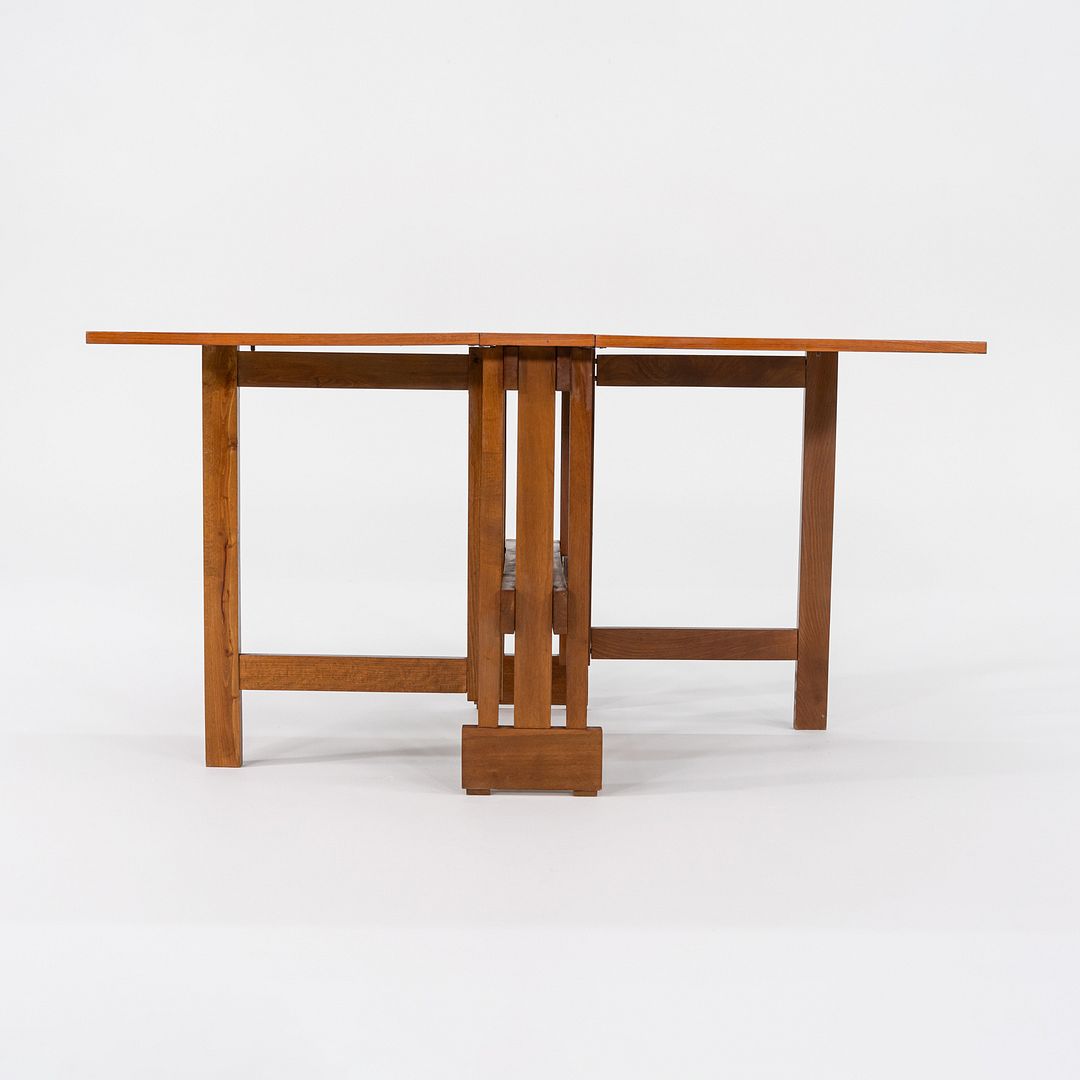 1970s Mission-Style Teak Drop-Leaf Dining Table with Gate Legs & Classic Design