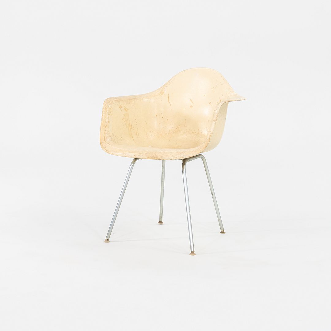 1960 Herman Miller Eames DAX Dining Arm Shell Chair in Parchment Fiberglass