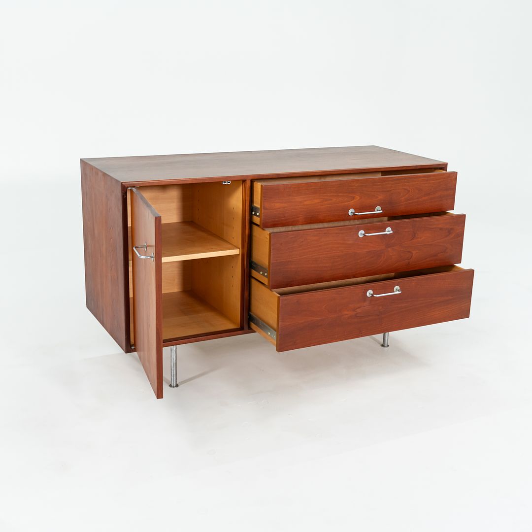 1960s Walnut Credenza Cabinet by Jens Risom for Jean Risom Designs Walnut