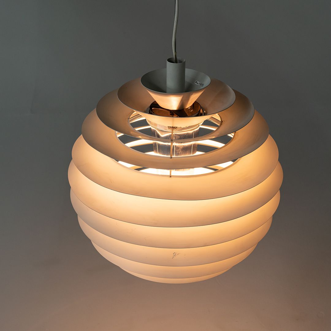 1980s PH Louvre Kugle Pendant Lamp by Poul Henningsen for Louis Poulsen Aluminum, Chrome, Lacquer