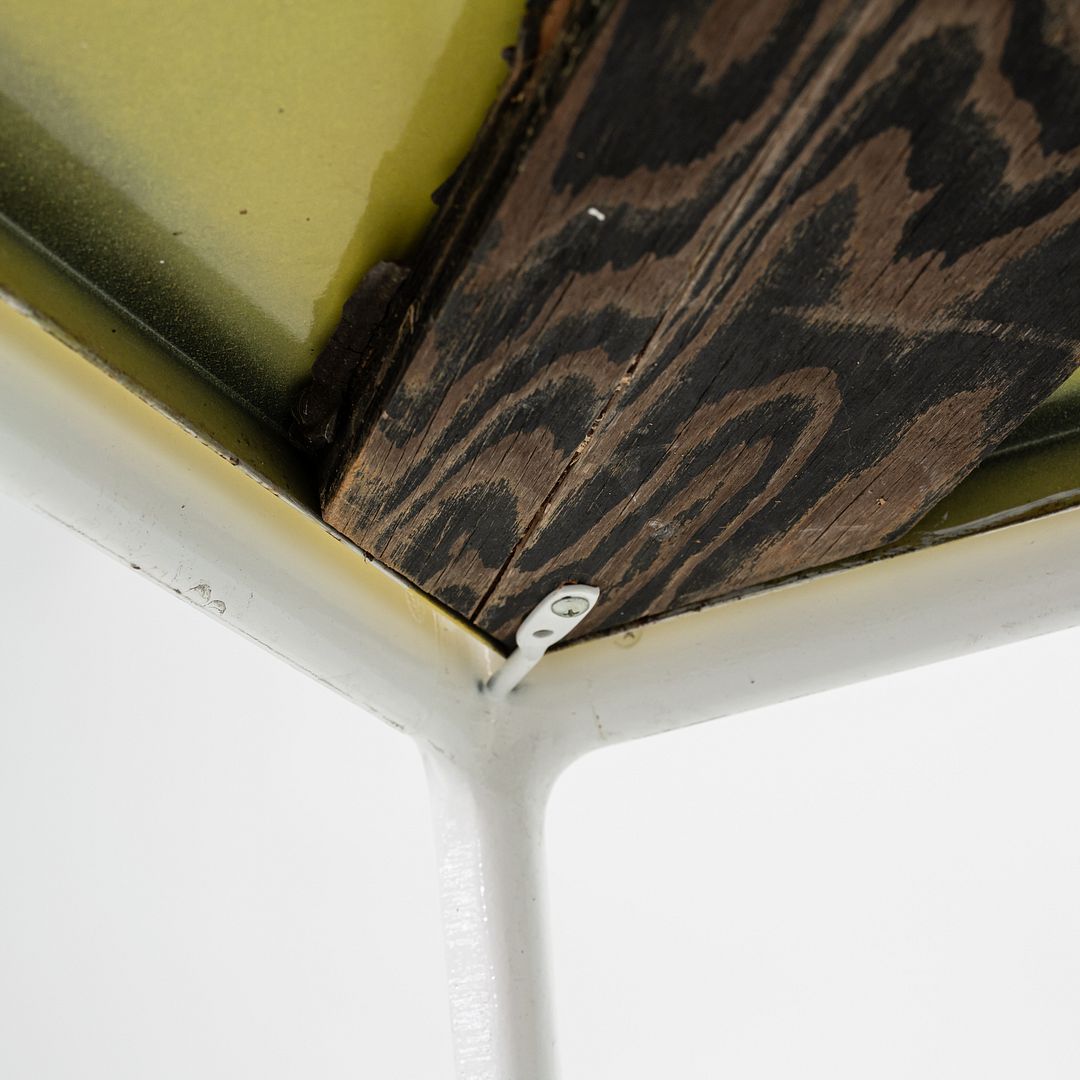 1970s Richard Schultz for Knoll 1966 Collection Square Coffee Table 28 x 28 in