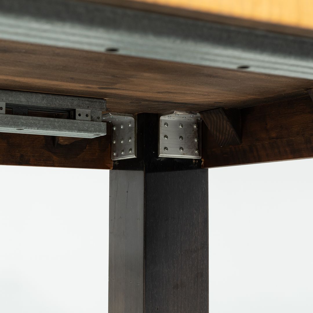 1989 Leon Rosen for Pace Collection Medina Dining Table with Two Leaves 84-121 inches