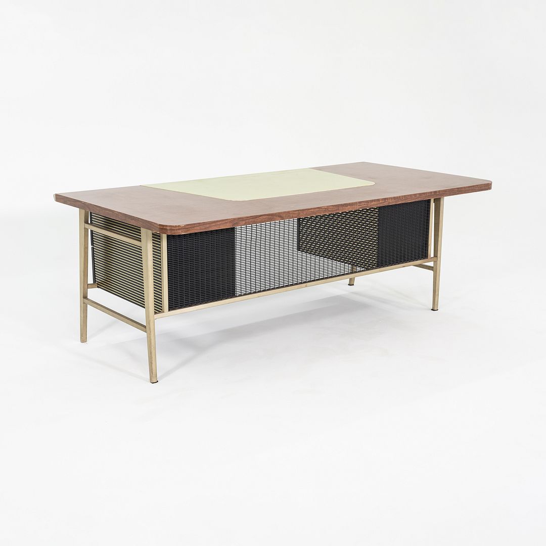 C. 1958 Gordon Bunshaft of SOM / Alcoa / GF Studios Italic Desk for General Fireproofing Co.