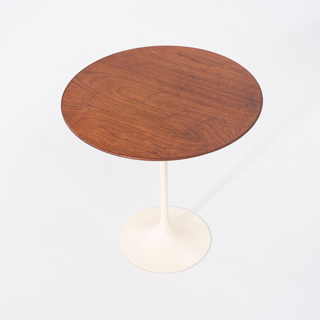 1971 Eero Saarinen for Knoll Tulip Pedestal Side Table 20" in Walnut