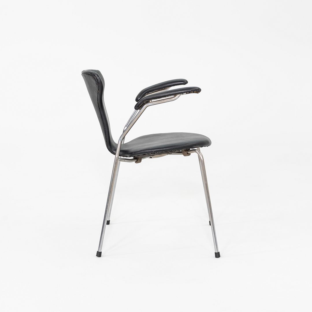 1960s Pair of Arne Jacobsen Fritz Hansen Model 3105 Mosquito Dining Armchairs