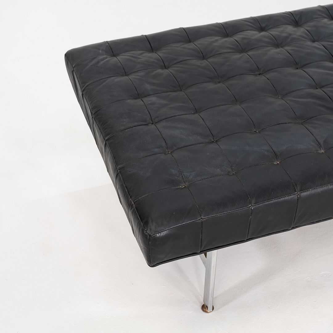 1960s Black Leather and Steel Modernist Museum Bench / Daybed 73 x 31 Inches