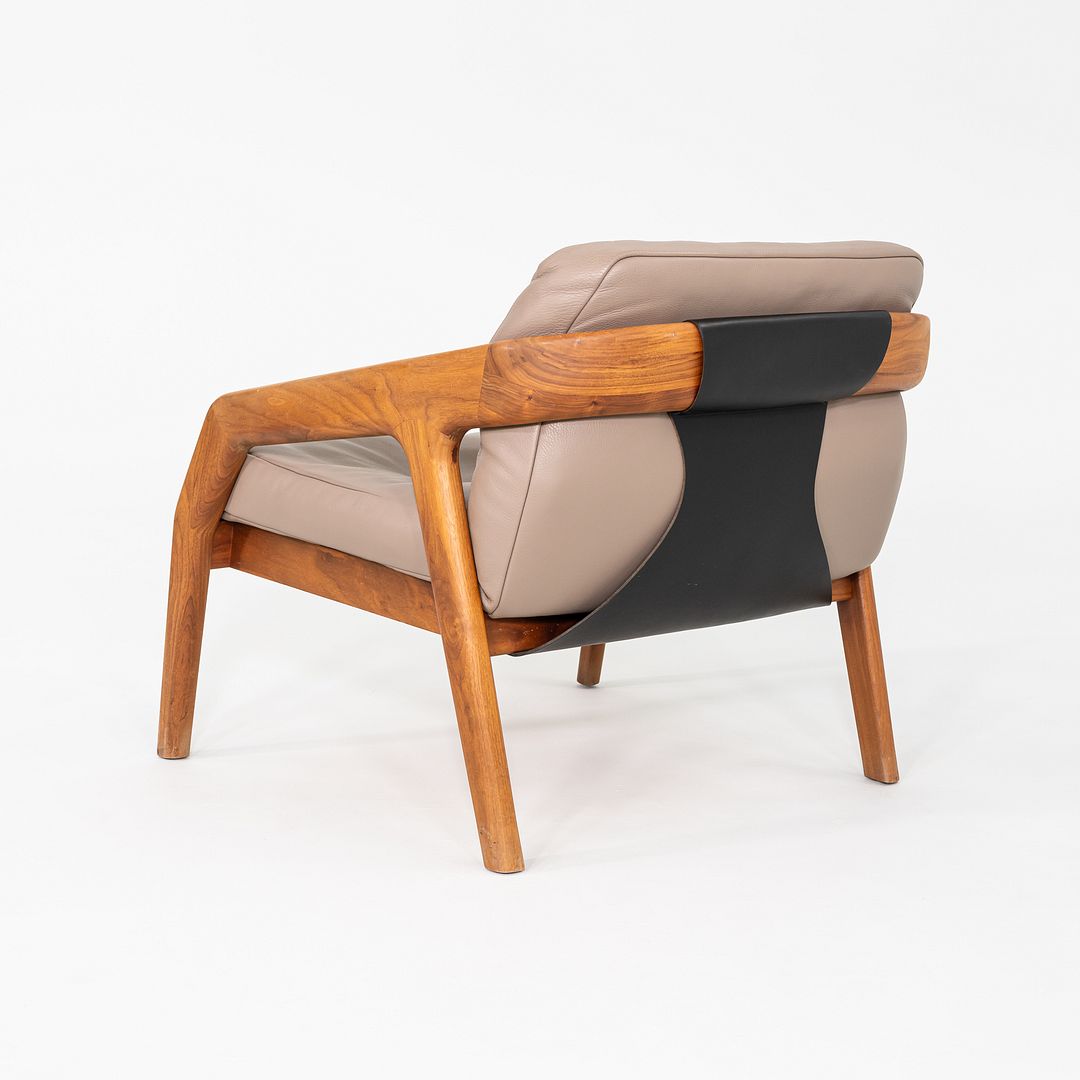 2020s Formstelle Zeitraum Friday 1 Lounge Chair Walnut & Brown Leather 4x Avail
