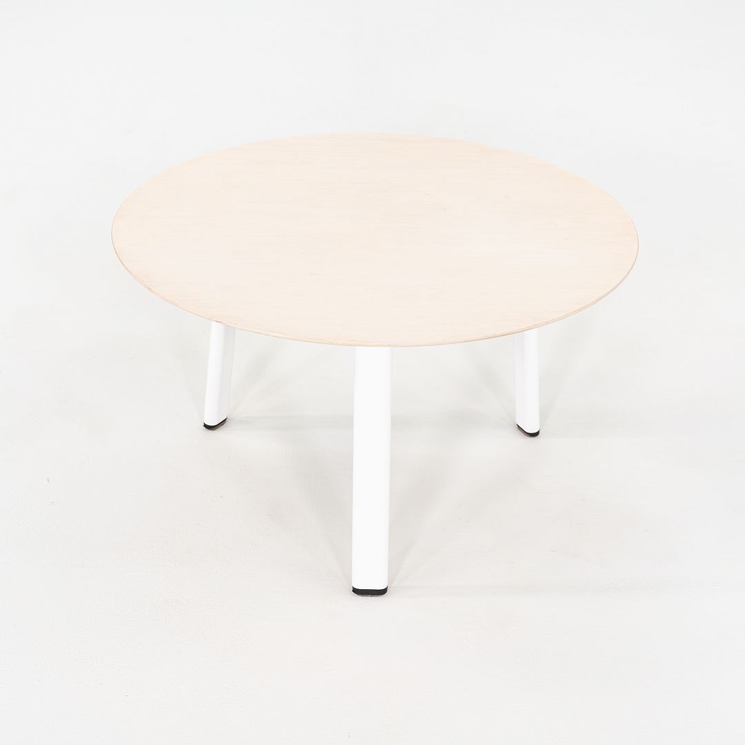 2015 Pair of Allermuir Sunda 2 White Steel Side / End Tables by Allermuir Design