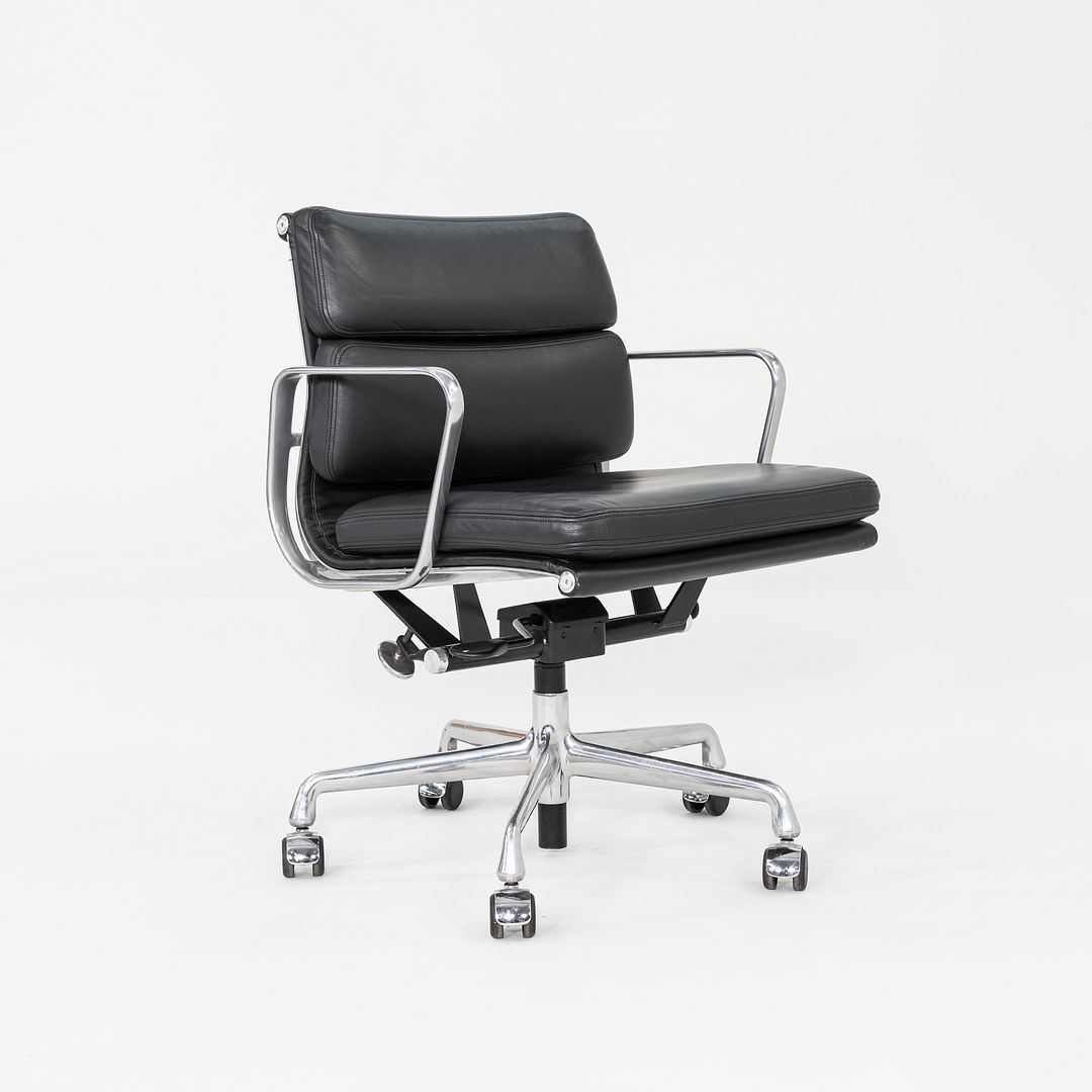 2012 Herman Miller Eames Soft Pad Management Desk Chair Black Leather 1x Avail