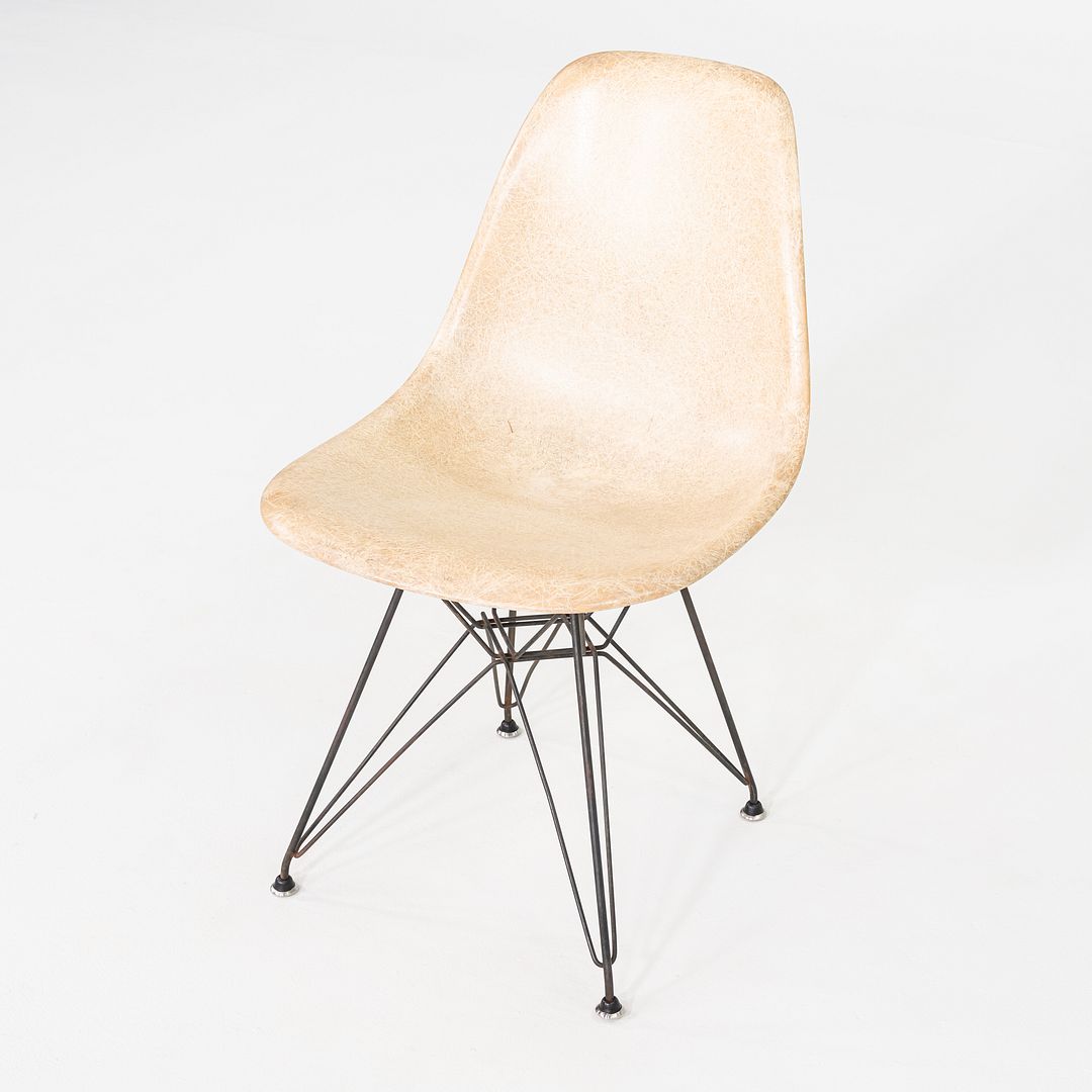 1950s Set of Four Herman Miller Eames DSR Fiberglass Dining Chairs in Parchment