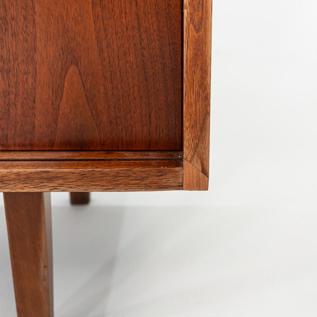 1950s Florence Knoll Credenza in Solid Walnut with Leather Pulls and Walnut Legs