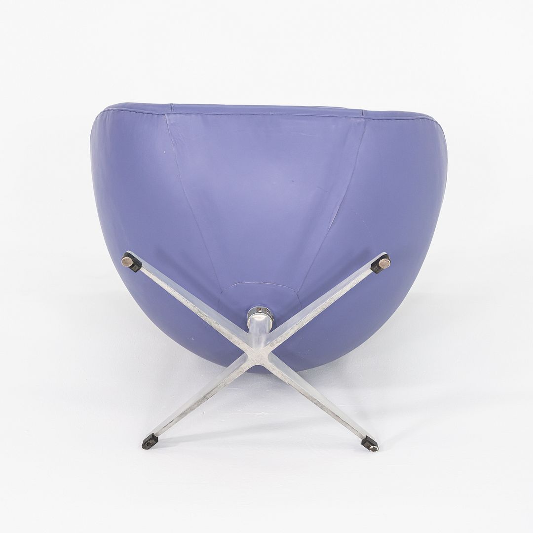 1960s Arne Jacobsen for Fritz Hansen Egg Lounge Chair in Purple